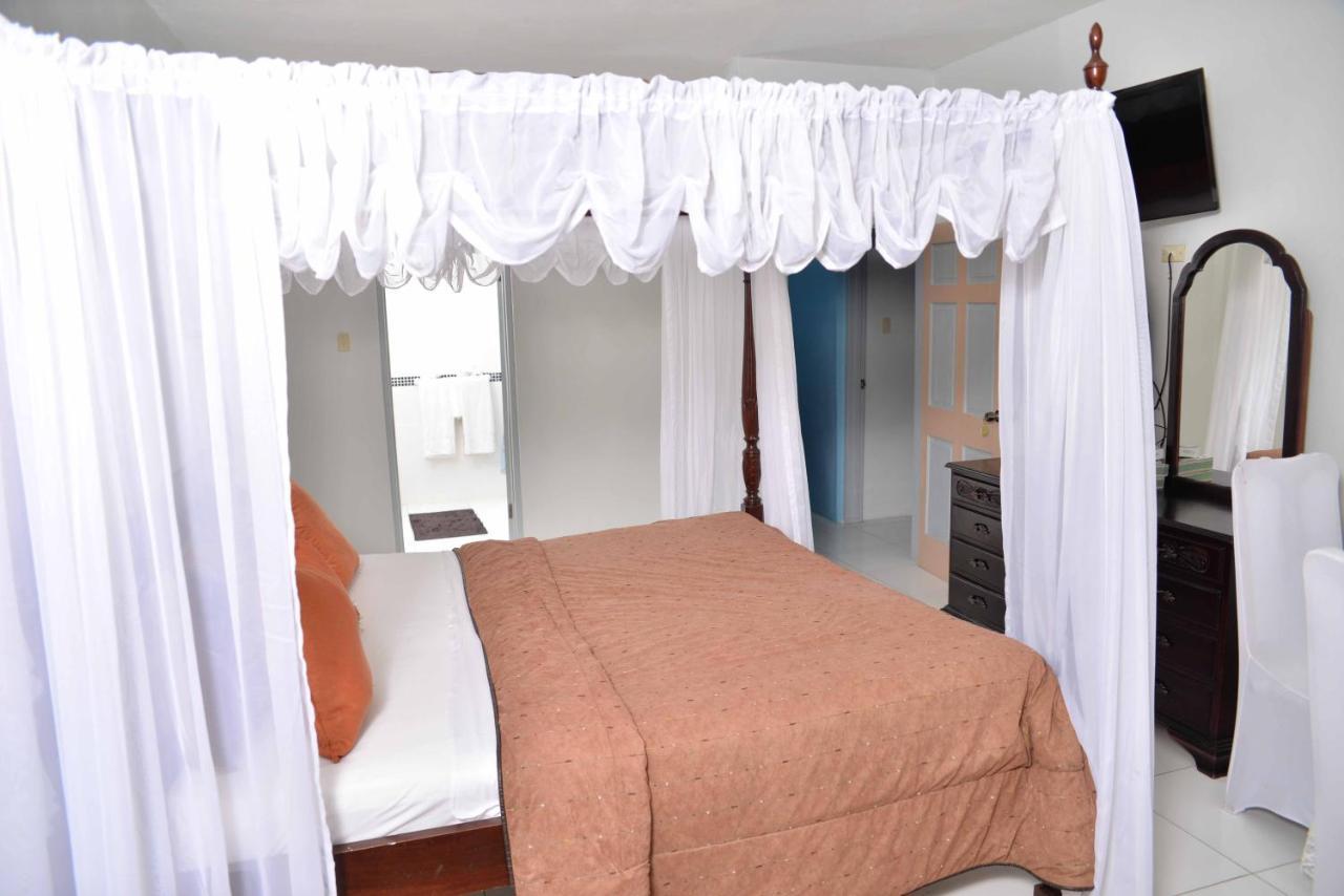 Chateau Margarita Ja Montego Bay Zewnętrze zdjęcie