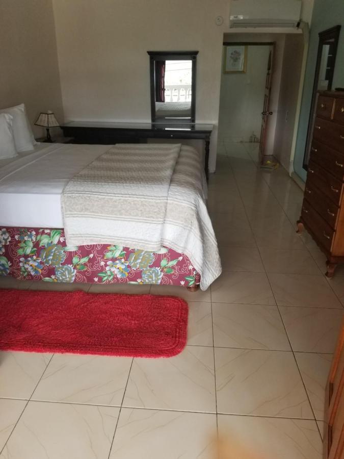 Chateau Margarita Ja Montego Bay Zewnętrze zdjęcie